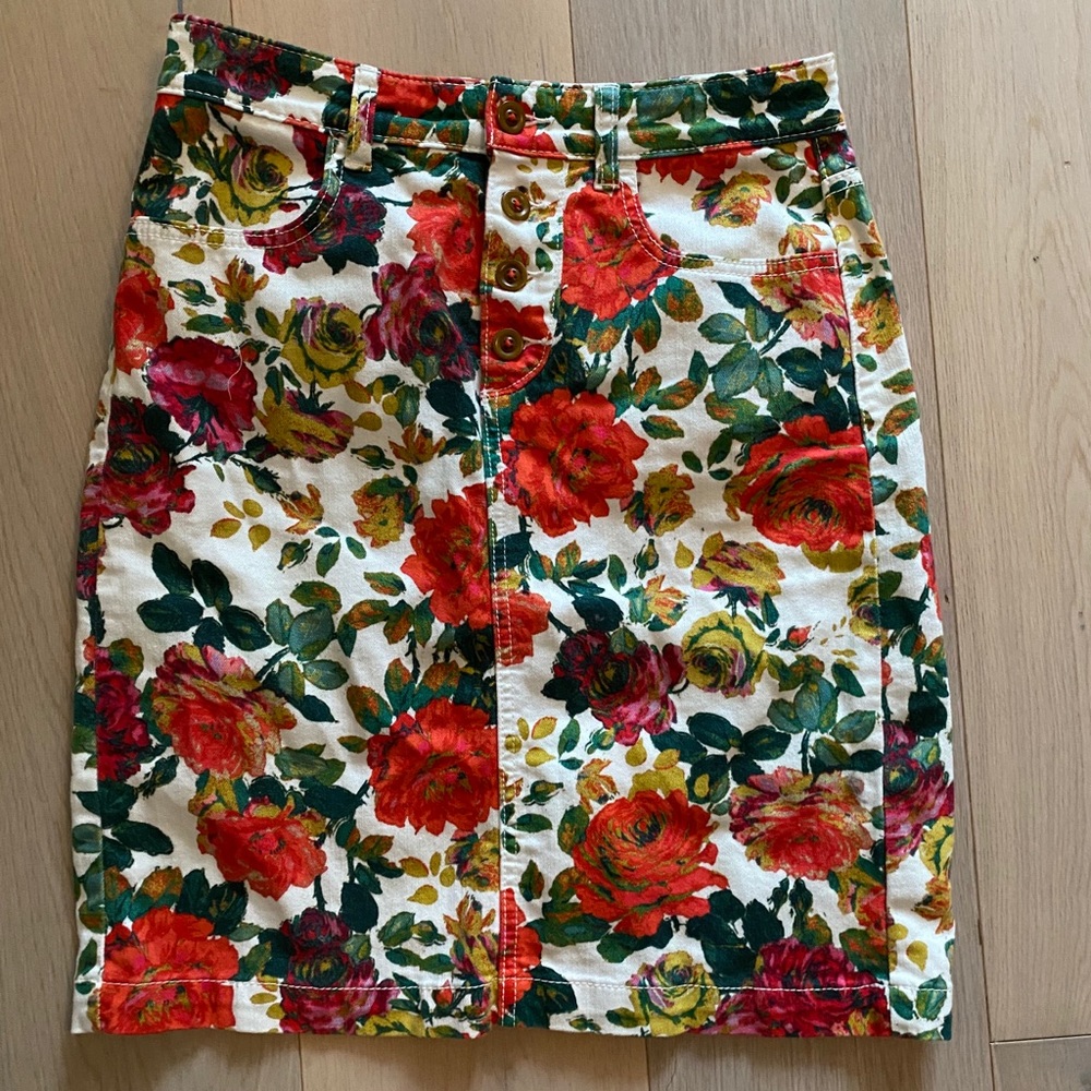 Floral denim skirt